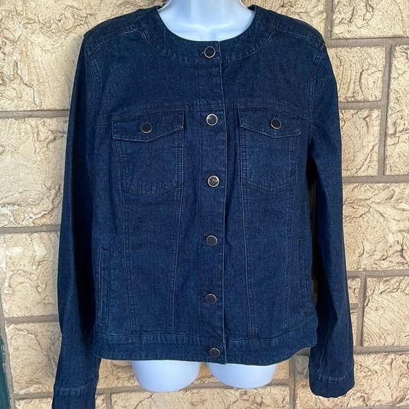 Denim and Company size medium Denim Dark Wash Size Med NWOT - Picture 1 of 11